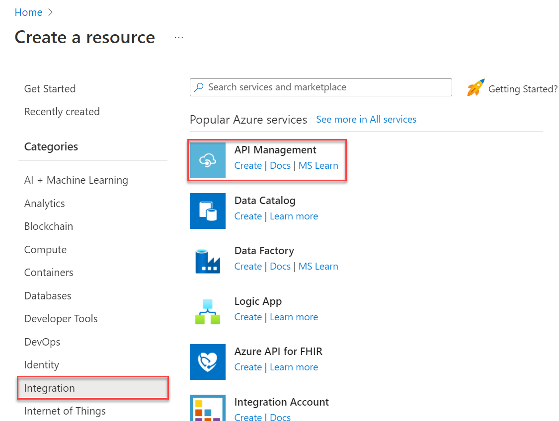 لقطة شاشة لإنشاء مثيل Azure API Management جديد.