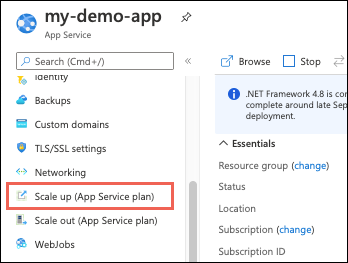 لقطة شاشة توضح كيفية ترقية خطة App Service.