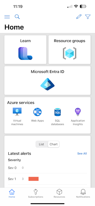 لقطة شاشة لشاشة الصفحة الرئيسية لتطبيق Azure للأجهزة المحمولة مع العديد من بطاقات العرض.