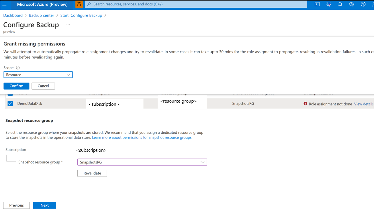 تُظهر لقطة الشاشة خيار تقديم الموافقة على Azure Backup لتعيين الدور التلقائي.