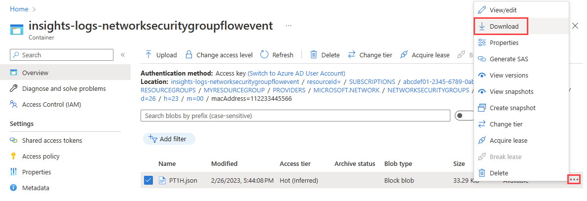 لقطة شاشة توضح كيفية تنزيل سجل تدفق nsg من حاوية حساب التخزين في مدخل Microsoft Azure.