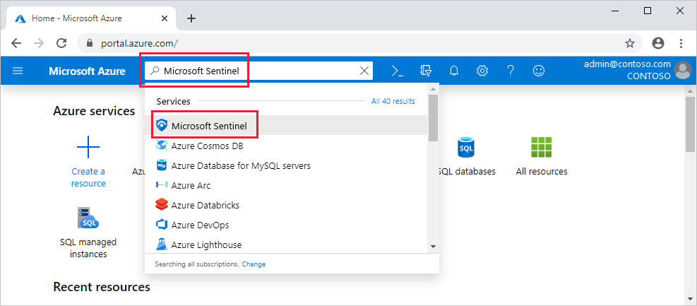 لقطة شاشة للبحث عن خدمة معينة أثناء تمكين Microsoft Sentinel.