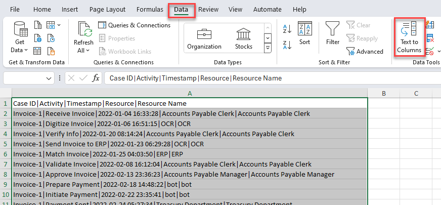 لقطة شاشة لعلامة تبويب بيانات، تظهر كل الصفوف المحددة، وزر تحويل نص إلى أعمدةٍ المميز.