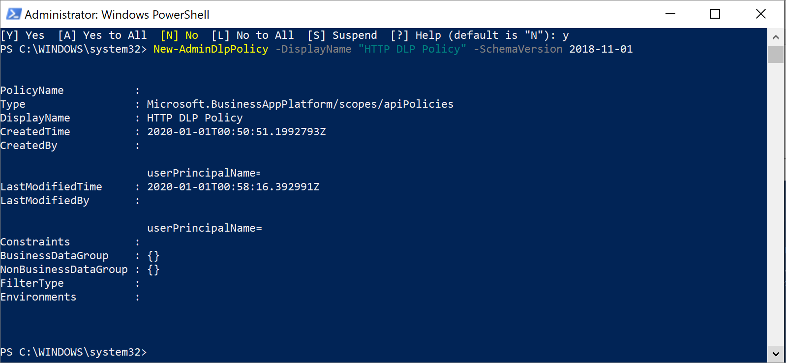 لقطة شَاشة لنتَائج PowerShell تعرض PolicyName وType وDisplayName وCreatedTime وCreatedBy وَالسمَات الأخرى.