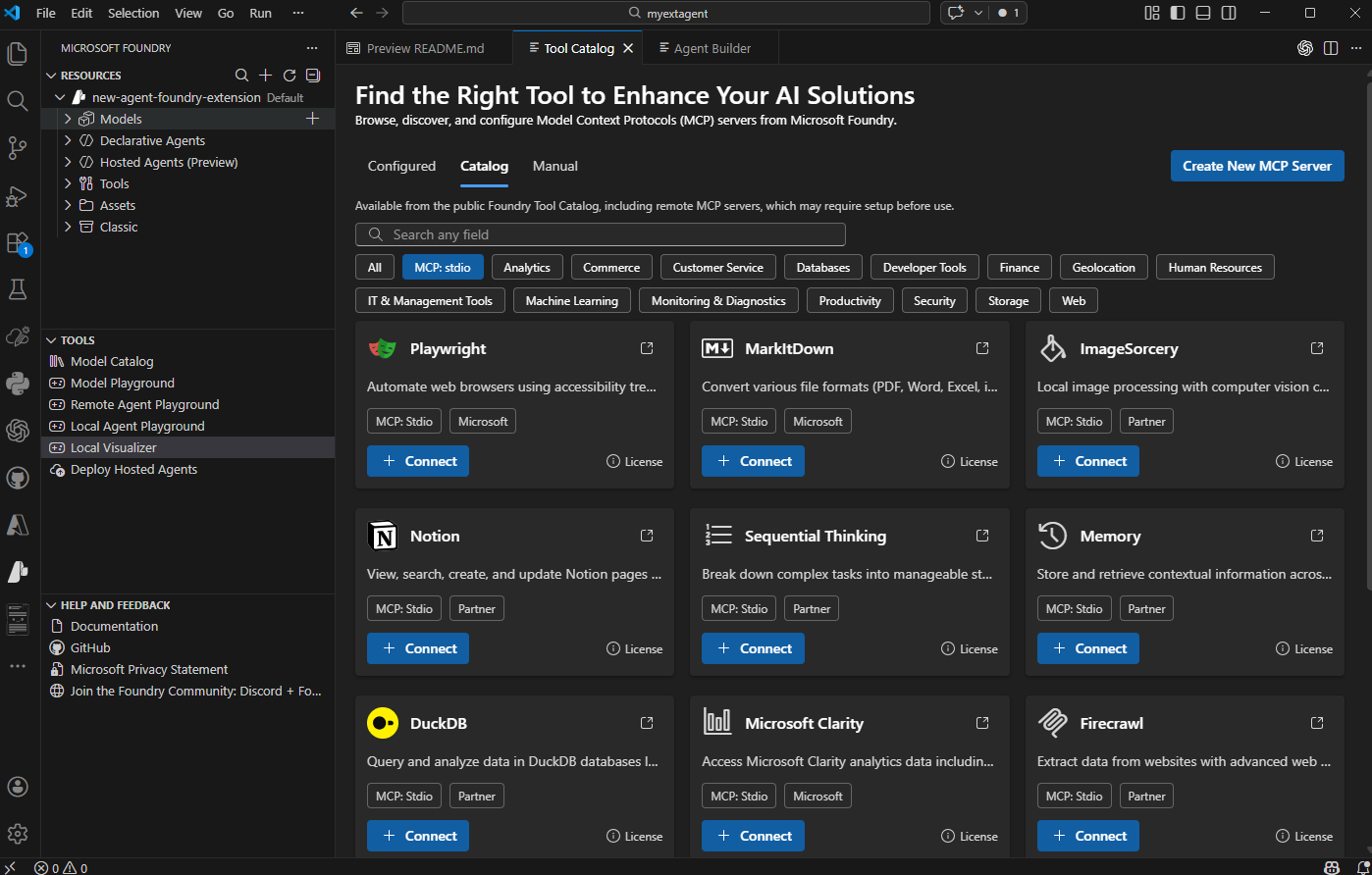 لقطة شاشة لواجهة كتالوج الأدوات في امتداد Microsoft Foundry VS Code.