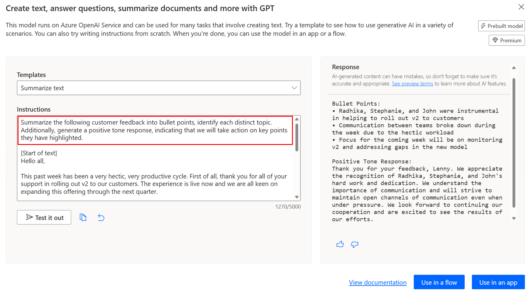 Captura de pantalla de la OpenAI finestra Power Apps d'enginyeria ràpida, amb una mostra de sol·licitud de comentaris i resposta dels clients.