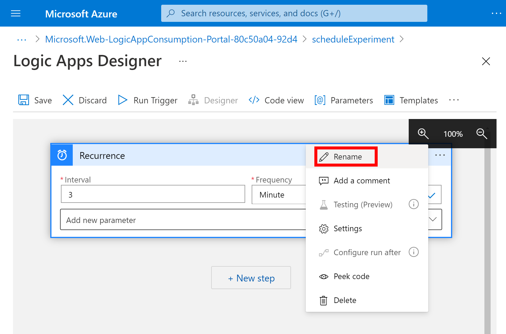 Captura de pantalla que muestra el botón de puntos suspensivos seleccionado, la lista Configuración abierta y el comando Cambiar de nombre seleccionado.