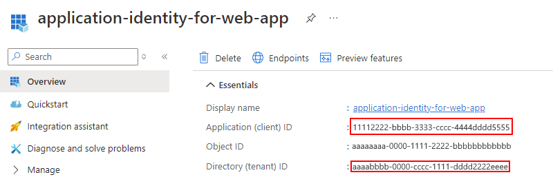 Captura de pantalla que muestra la página Información general abierta para la identidad de la aplicación web y los valores seleccionados para el identificador de la aplicación (cliente) y el identificador de directorio (inquilino).