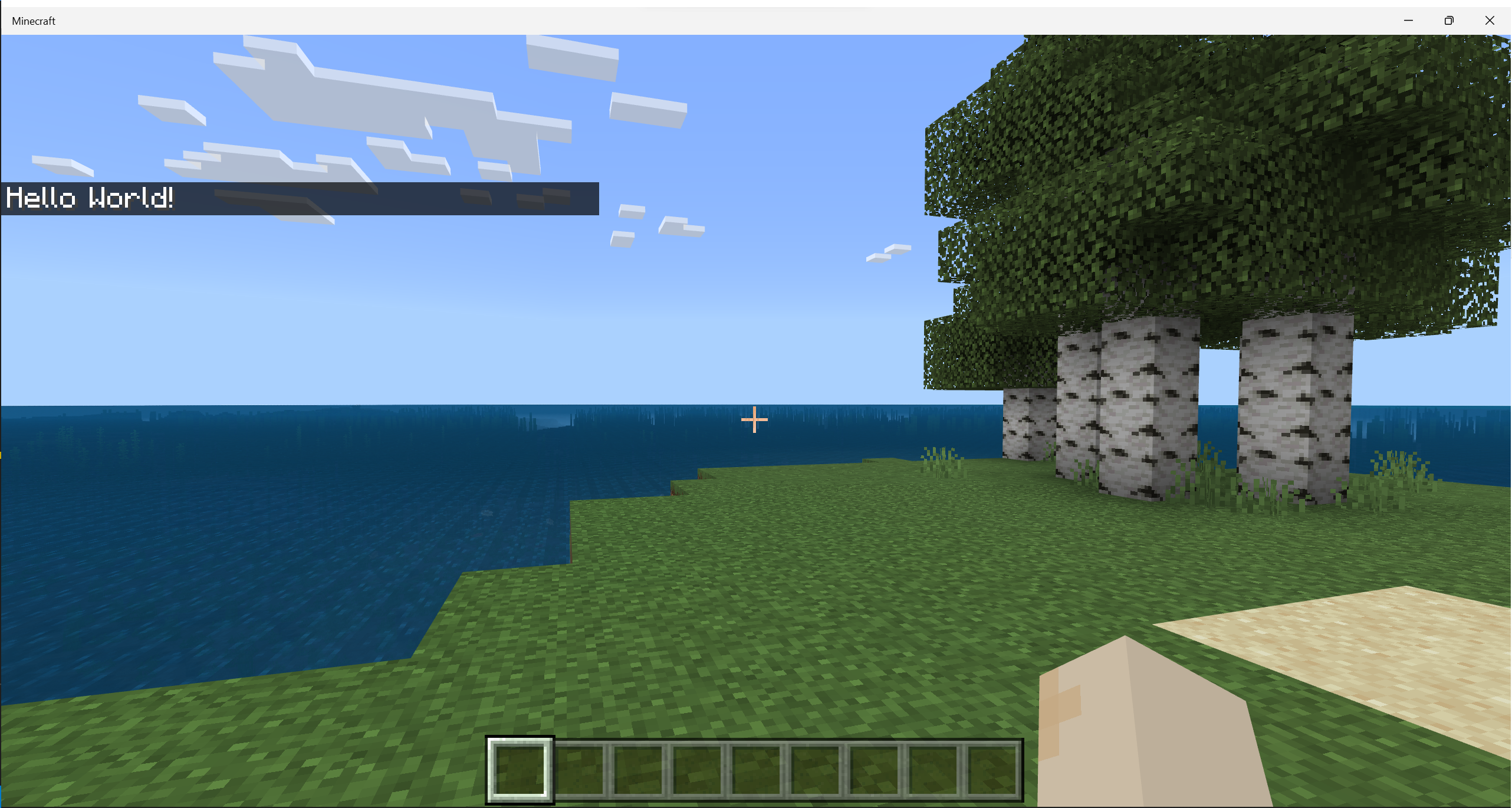 Tellraw message saying Hello World!