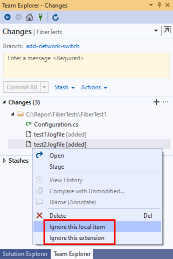 Snímek obrazovky s možnostmi místní nabídky pro změněné soubory v Team Exploreru v sadě Visual Studio 2019
