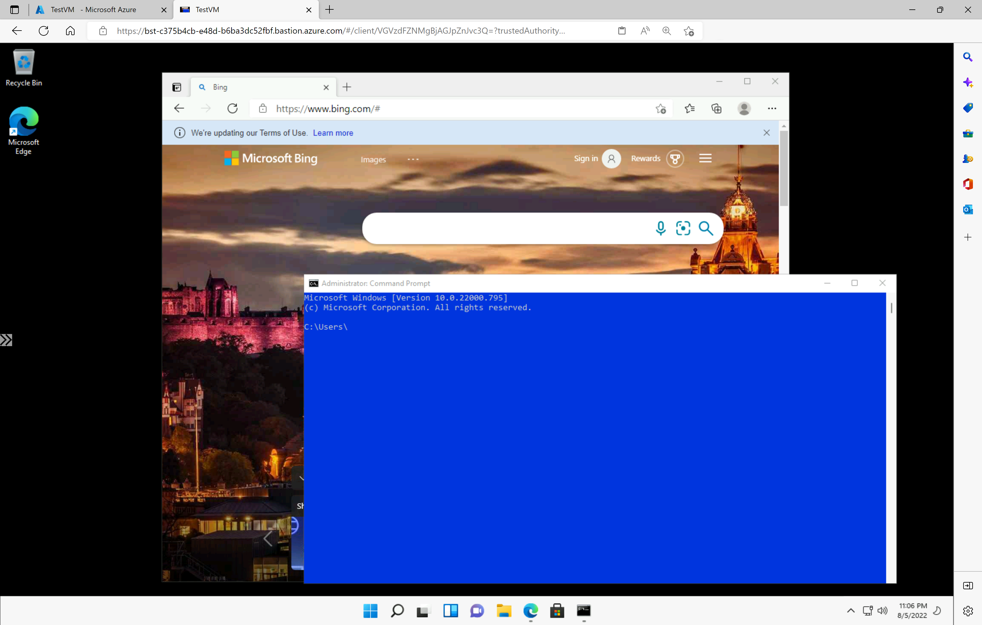 Snímek obrazovky s plochou počítače s otevřeným připojením přes port 443