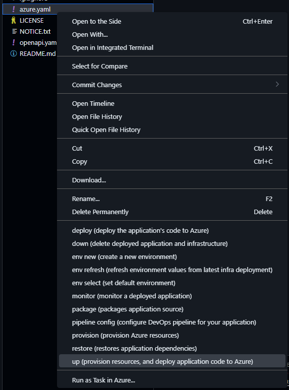 Snímek obrazovky znázorňující menu položku azure.yaml pro spuštění azd up.
