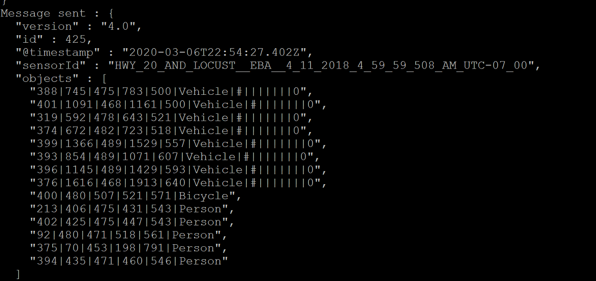 Snímek obrazovky s výstupem příkazu iotedge logs -f NVIDIADeepStreamSDK
