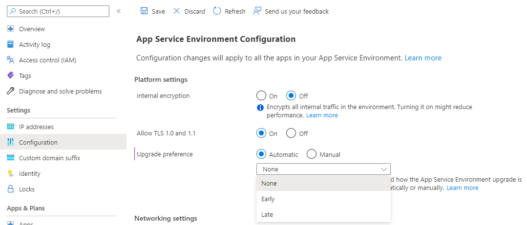 Snímek obrazovky s podoknem konfigurace pro výběr a aktualizaci předvolby upgradu pro službu App Service Environment