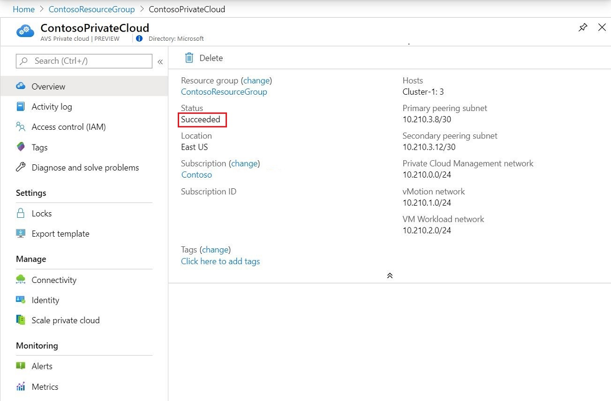 Snímek obrazovky se stránkou privátního cloudu contoso Azure VMware Solution ukazující, že nasazení proběhlo úspěšně