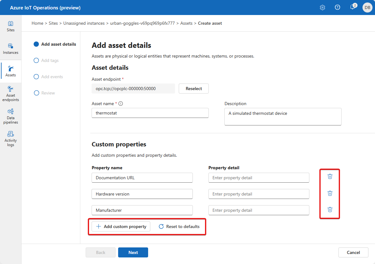 Snímek obrazovky, který ukazuje, jak přidat podrobnosti o prostředku na portálu Azure IoT Operations (Preview).