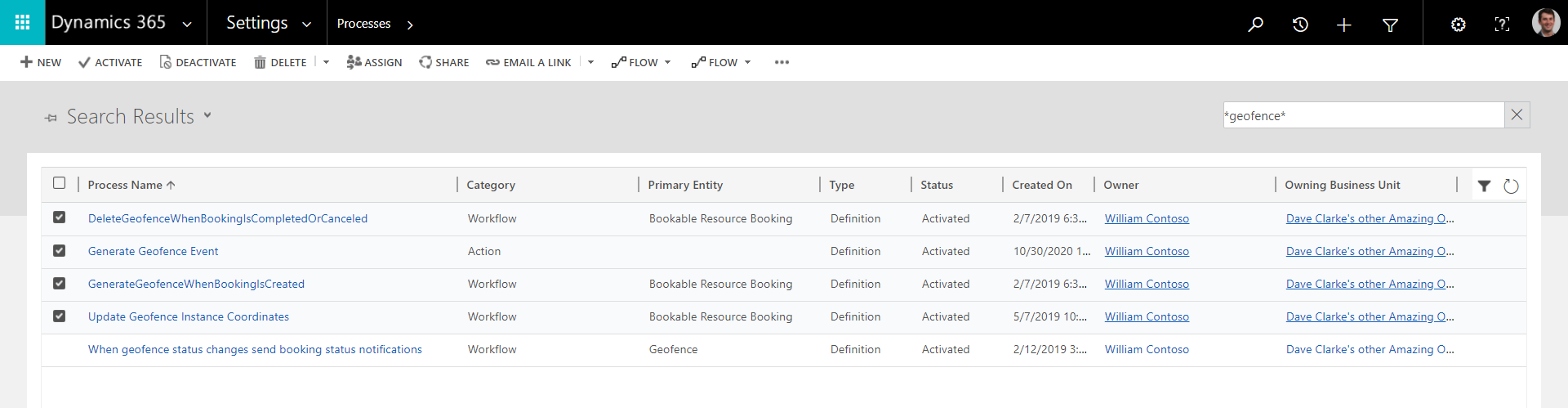 Snímek obrazovky nastavení Field Service a seznam procesů