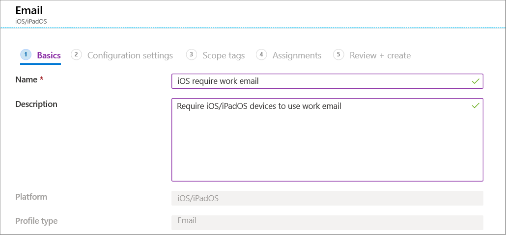 Vytvořte konfigurační profil e-mailového zařízení pro zařízení s iOS/iPadOS v Microsoft Intune a Centru pro správu Intune. Zadejte název a popis profilu.