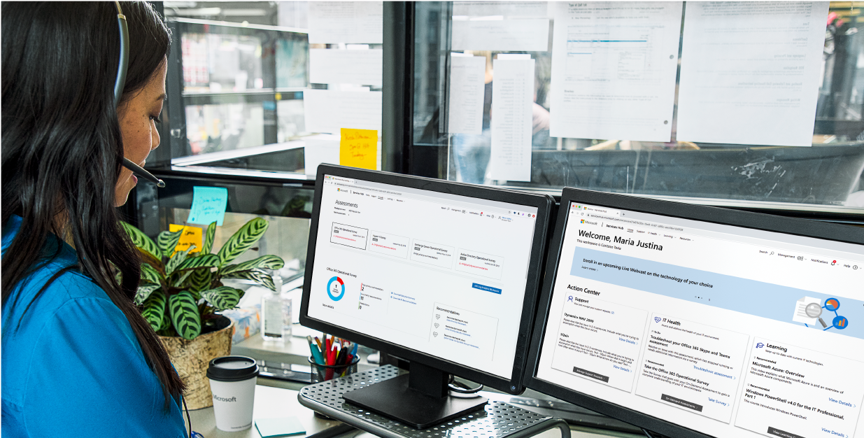 Person, der arbejder på startsiden for Services Hub