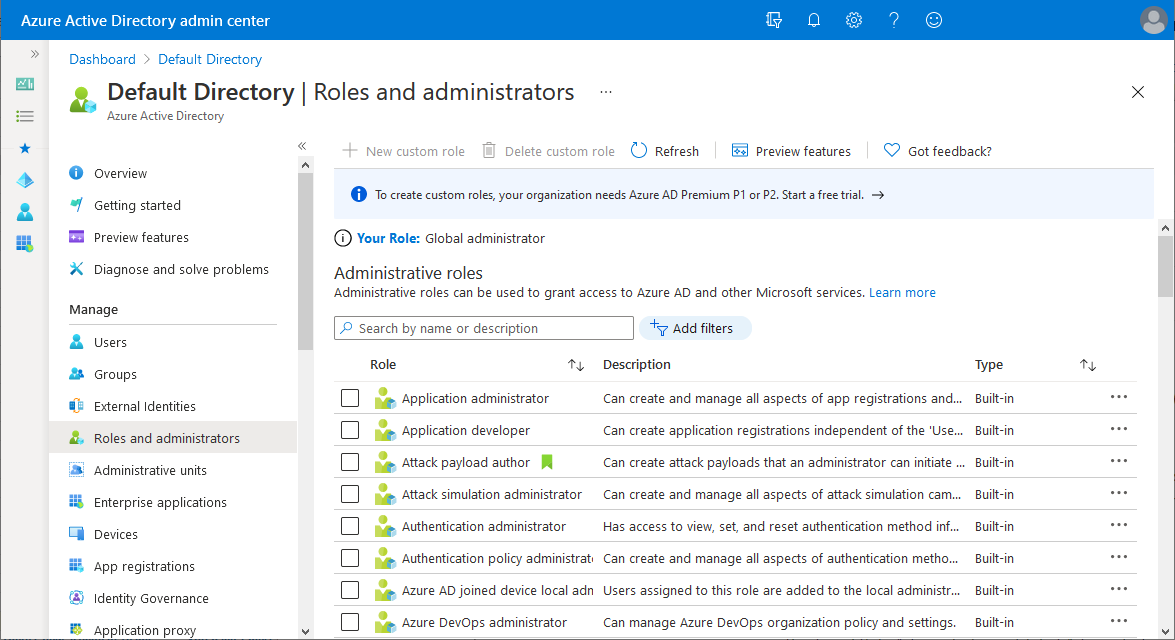 Screenshot der Seite Rollen und Administratoren in Microsoft Entra ID.