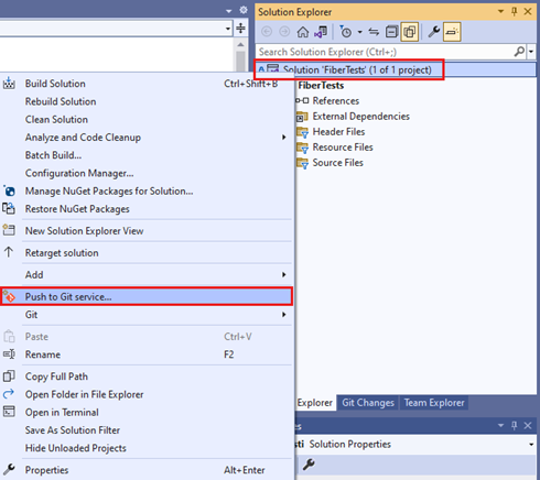 Screenshot der Option „Zum Git-Dienst pushen“ im Kontextmenü „Projektmappen-Explorer“ in Visual Studio 2022.