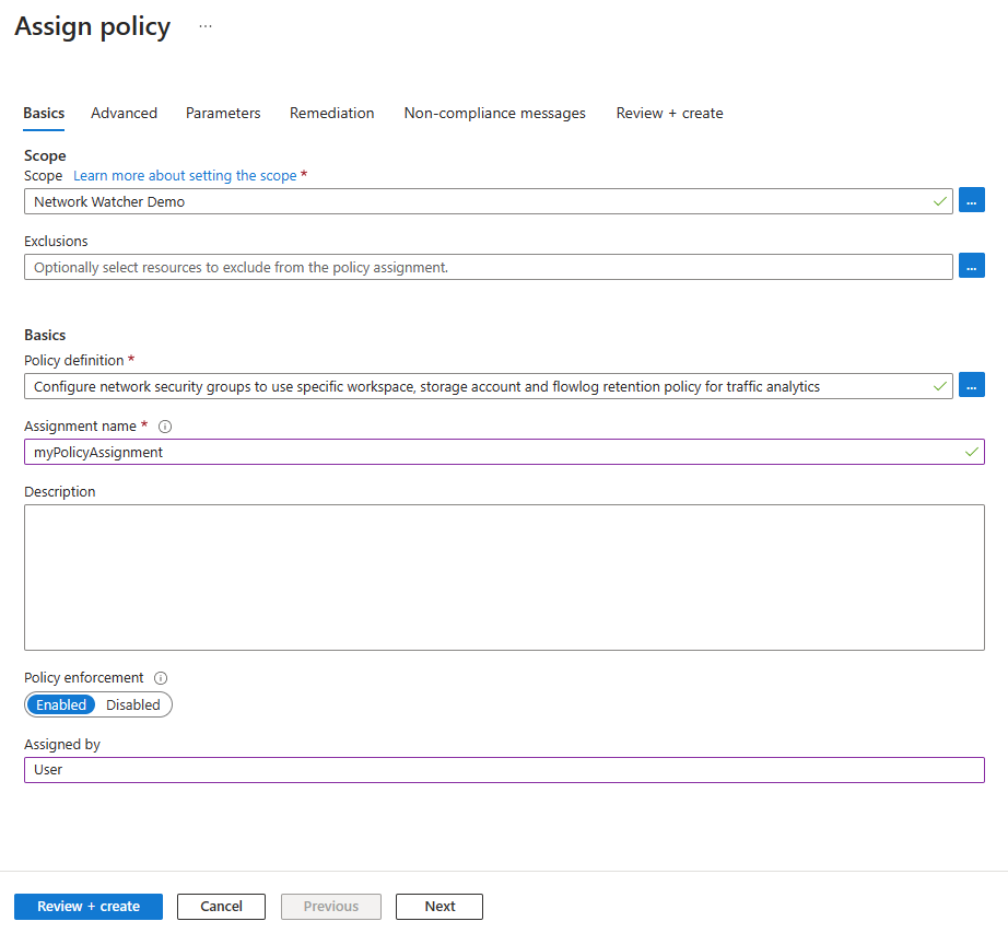 Screenshot: Basic-Registerkarte, die eine Bereitstellungsrichtlinie im Azure-Portal zuweist.