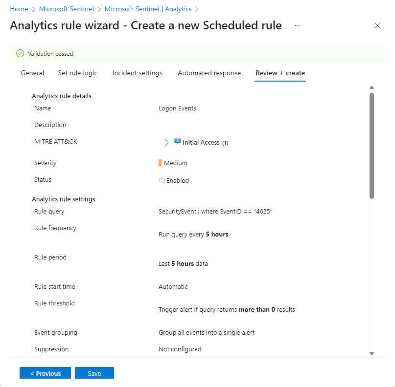 Screenshot des Überprüfungsbildschirms des Analyseregel-Assistenten im Azure-Portal.