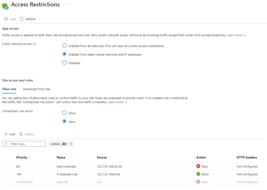 Screenshot der Seite „Zugriffseinschränkungen“ im Azure-Portal mit der Liste mit den Zugriffseinschränkungsregeln, die für die ausgewählte App definiert sind.