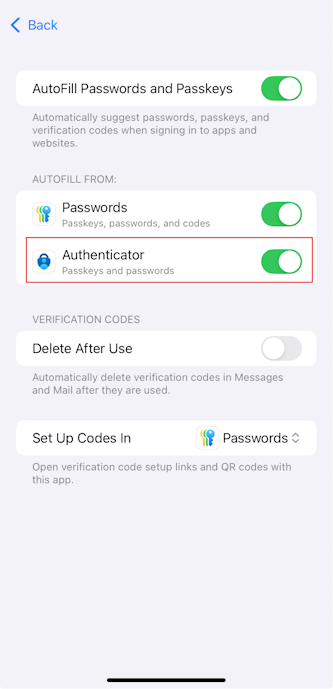 Screenshot, das die Option zeigt, die Passwortschlüsselunterstützung in Authenticator für iOS-Geräte zu aktivieren.