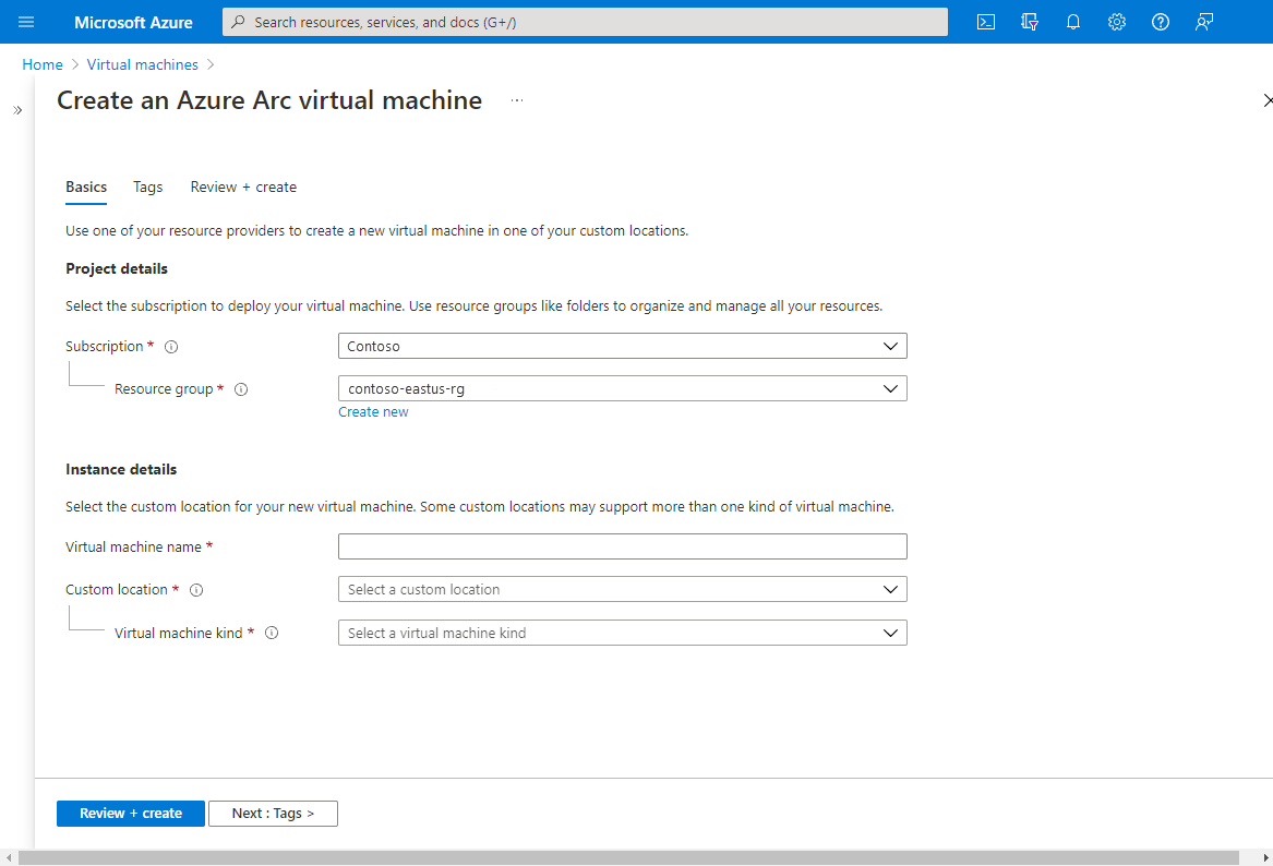 Screenshot showing the Basic tab for creating an Azure Arc virtual machine.