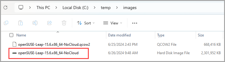 Screenshot mit dem ursprünglichen QCOW2-Bild und dem neuen VHDX-Bild.