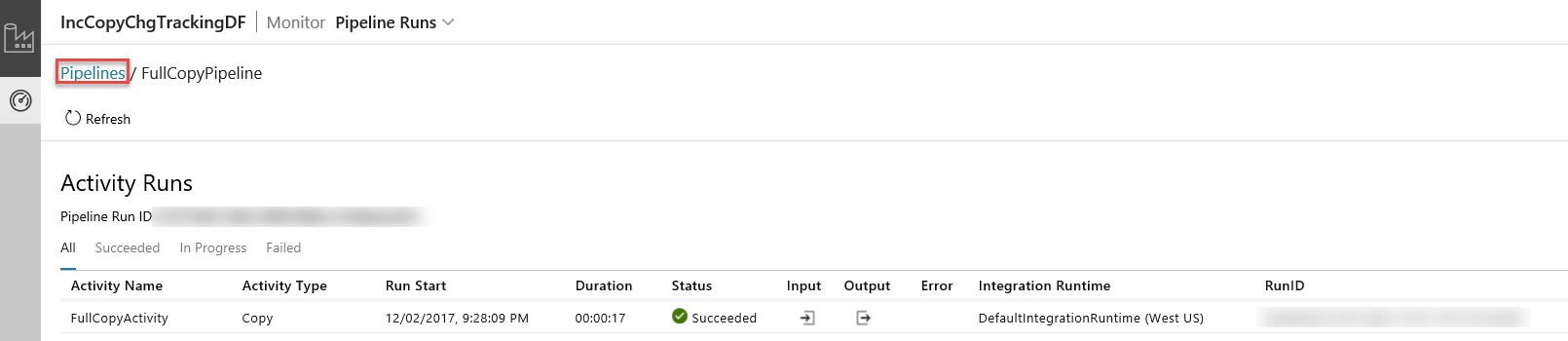 Screenshot: Aktivitätsausführungen für eine Data Factory mit hervorgehobenem Link „Pipelines“