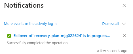 Screenshot des Benachrichtigungsbereichs des Azure-Portals, der den abgeschlossenen Failover anzeigt.
