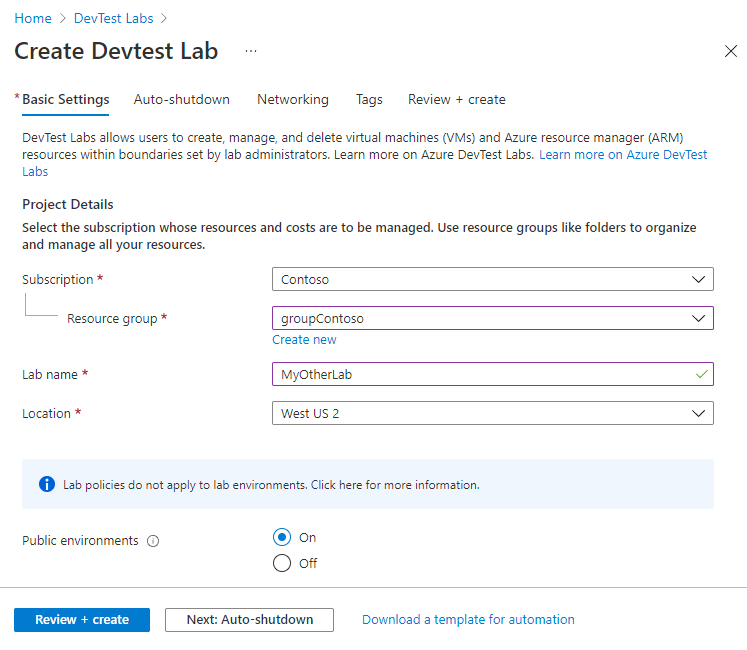 Screenshot: Registerkarte „Grundeinstellungen“ des Formulars „DevTest Labs erstellen“.