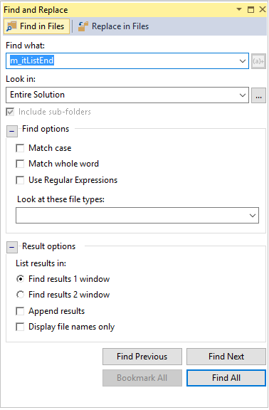Screenshot des Dialogfelds „Suchen und Ersetzen“ mit ausgewählter Seite „In Dateien suchen“. Es werden Optionen für die Suche unter Berücksichtigung der Groß-/Kleinschreibung, für die Suche des gesamten Worts usw. angezeigt.