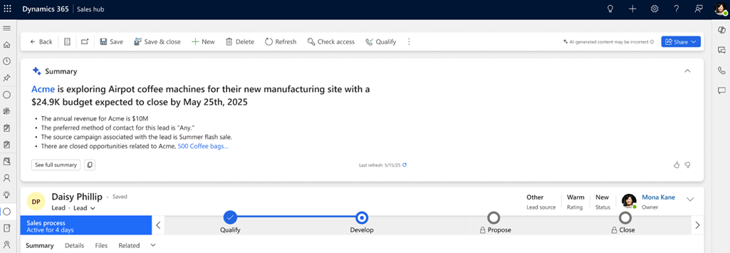 Screenshot der in Dynamics 365 Sales erweiterten Copilot Lead Insights-Leiste.