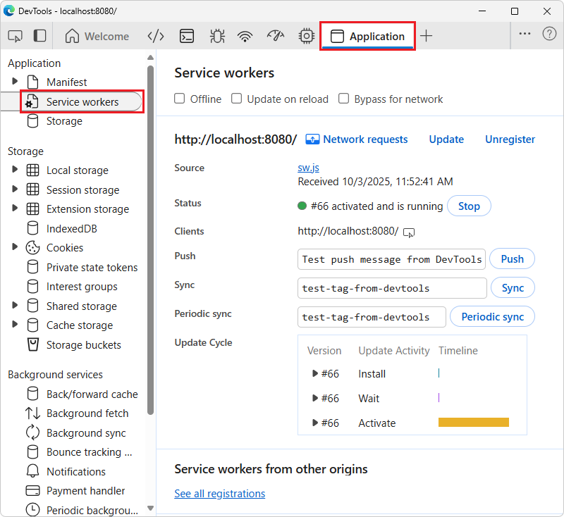 Die PWA als installierte lokale App, wobei DevTools den Bereich Service Worker anzeigt, wobei der sw.js Worker ausgeführt wird.