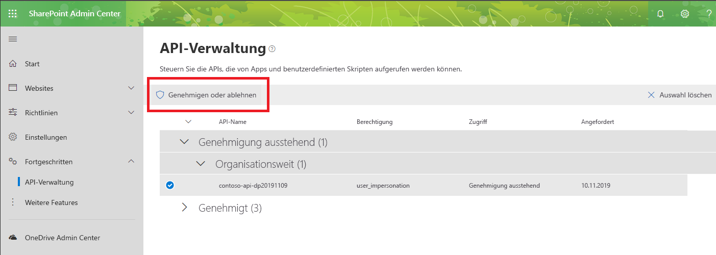 Die Option „Genehmigen oder ablehnen“ auf der Symbolleiste auf der Seite „API Management“ im neuen SharePoint Admin Center