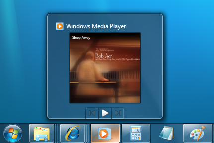 Miniaturansicht-Taskleiste für Windows Media Player mit drei Schaltflächen: Zurück, Wiedergabe und Vorwärts