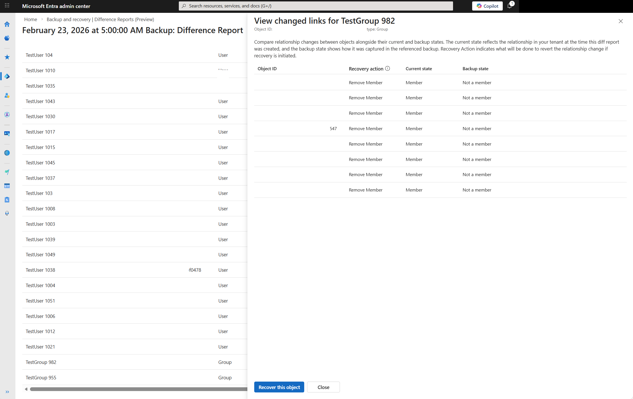 Screenshot of the View changed links panel for a group object, showing group membership changes that would be reverted by recovery.