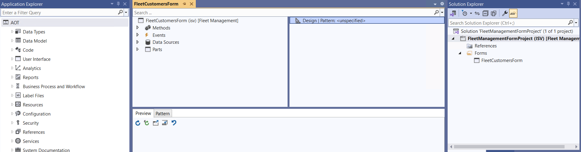 Screenshsot of the FleetCustomersForm form in the form designer window.