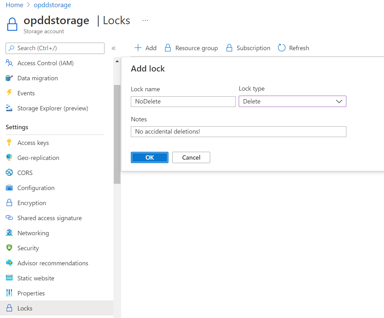 Shows setting a delete lock in the portal.