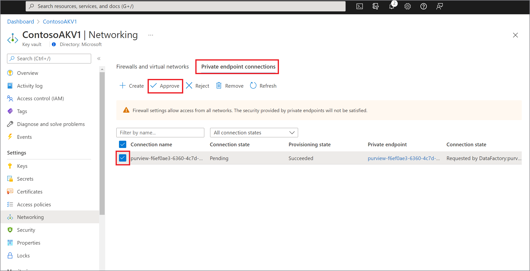 Screenshot that shows how to approve a private endpoint for an Azure Key Vault in Azure portal