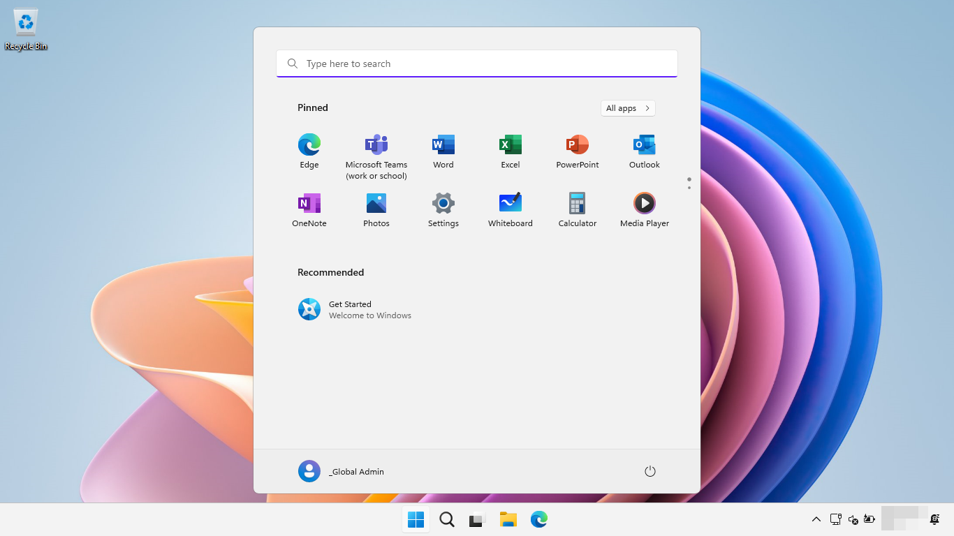 Screenshot of Windows 11 SE showing Start menu and taskbar with default layout