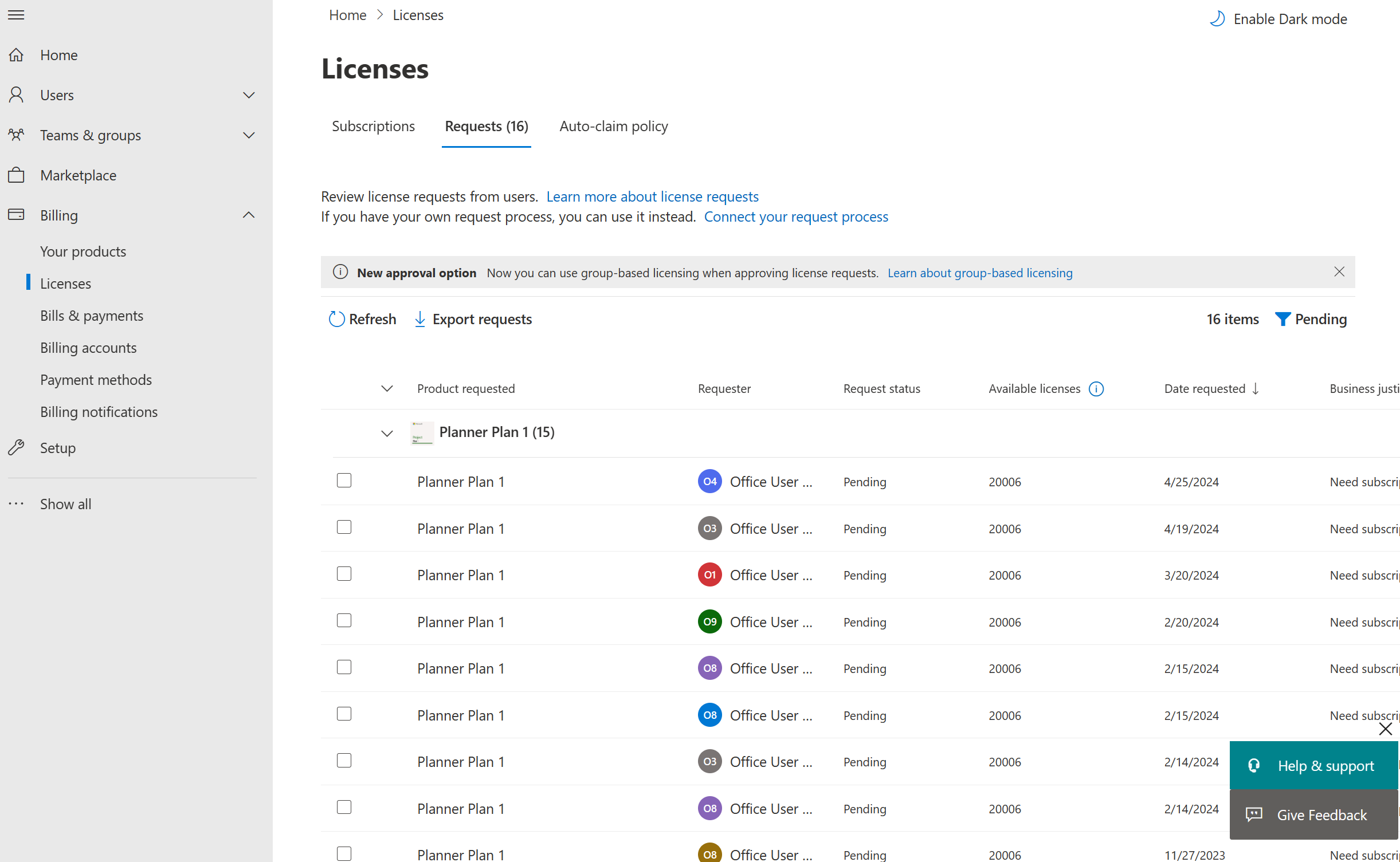 Screenshot of a list of license requests that can be processed individually or in bulk.