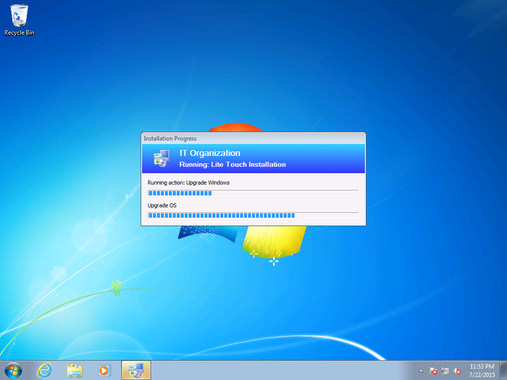 Screenshot of a desktop with an installation in progress.