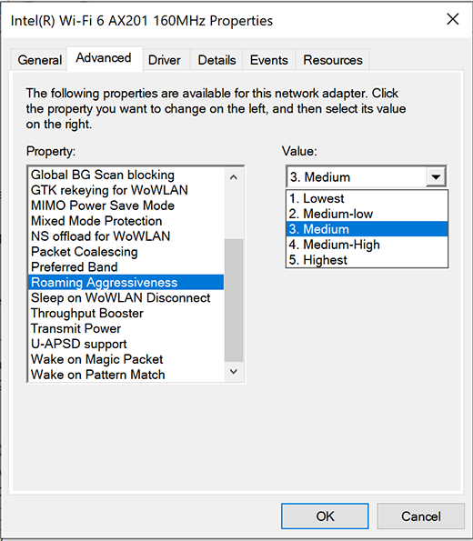 Screenshot showing roaming aggressiveness settings on an Intel Wi-Fi adapter.