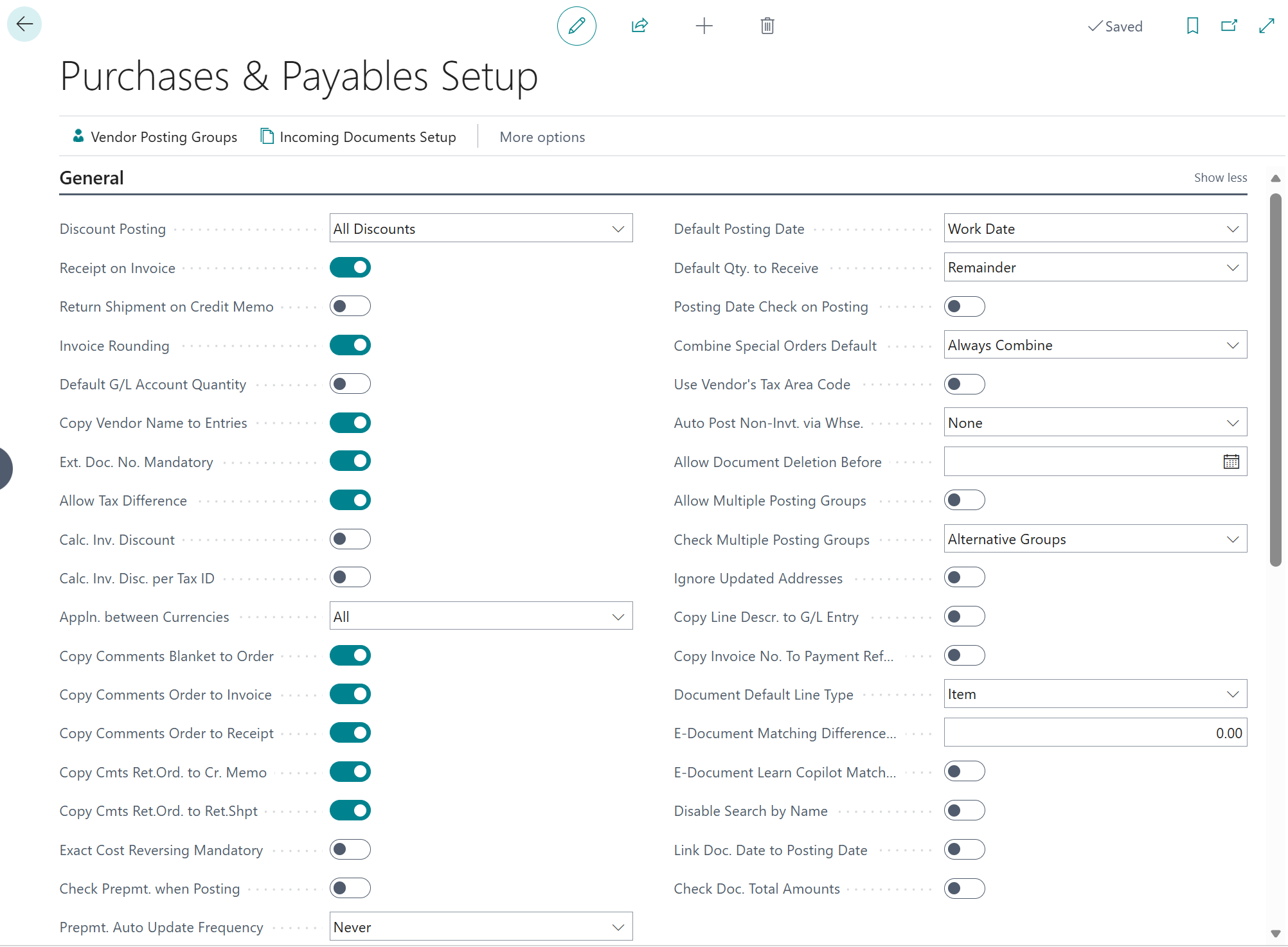 Screenshot of the Purchases and Payables Setup page showing the General FastTab with fields such as Discount Posting, Ext. Doc. No. Mandatory, and other purchasing options.