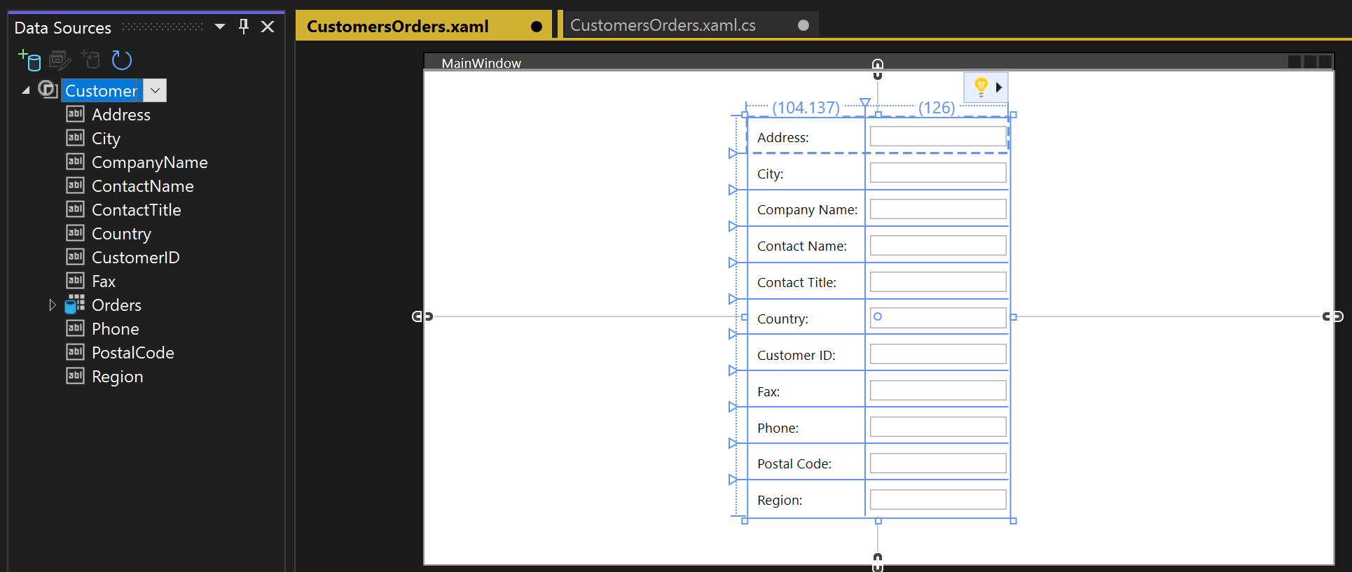 Screenshot showing Customers data source binding to individual controls.