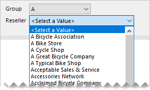 Screenshot of Power BI paginated report parameters showing filter by a grouping column.